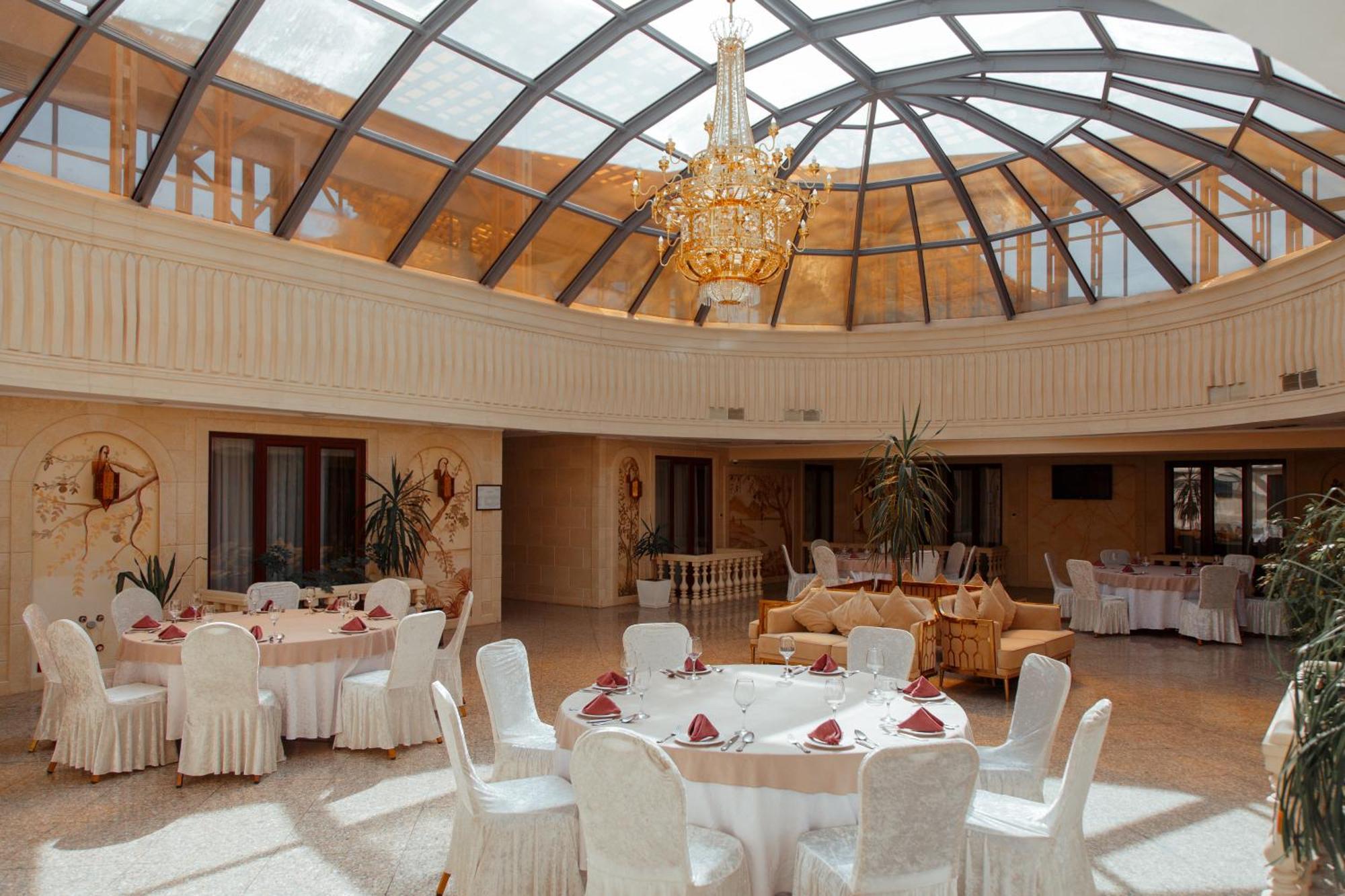 Jannat Resort Osch Exterior foto
